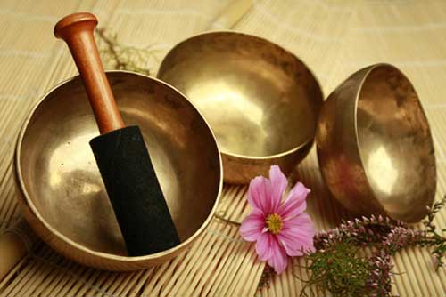 Con el Kansu en los pies: el masaje ayurveda que estimula los puntos reflejos