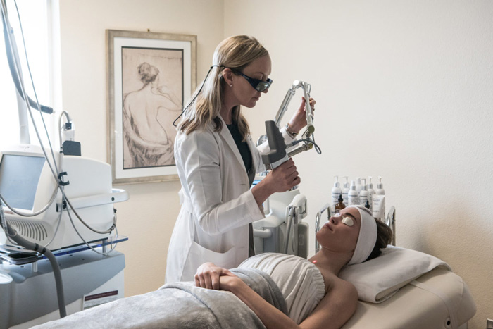 LASER FACIAL
