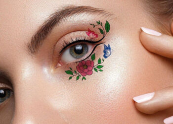 STICKERS EN MAQUILLAJE