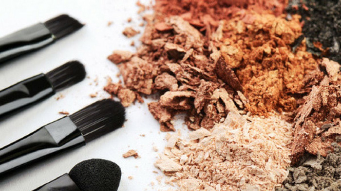MINERAL MAKEUP