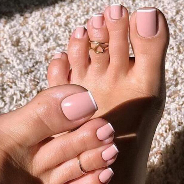 FRENCH NAILS - PIES