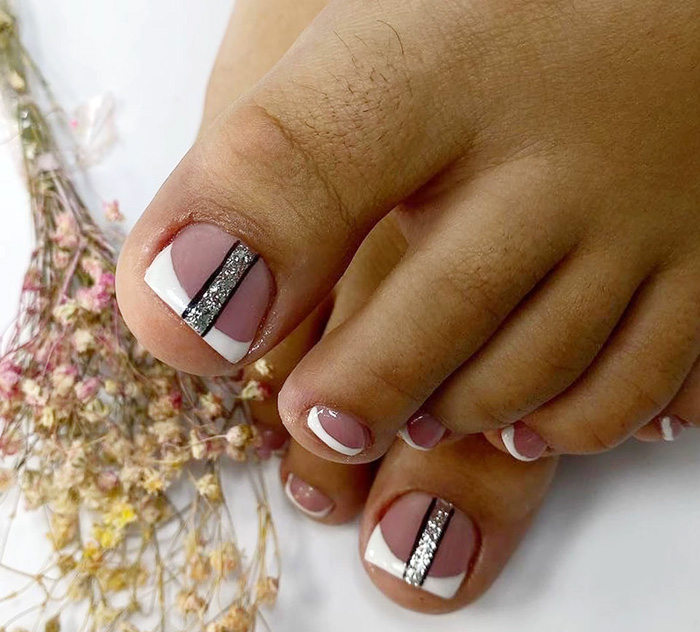 FRENCH NAILS - PIES